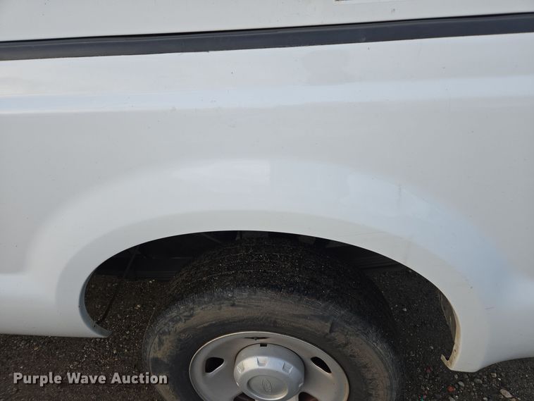 image for item YA0273 2008 Ford F250 Super Duty XL pickup truck