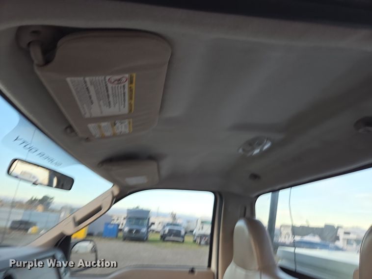 image for item YA0273 2008 Ford F250 Super Duty XL pickup truck