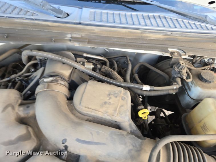 image for item YA0273 2008 Ford F250 Super Duty XL pickup truck