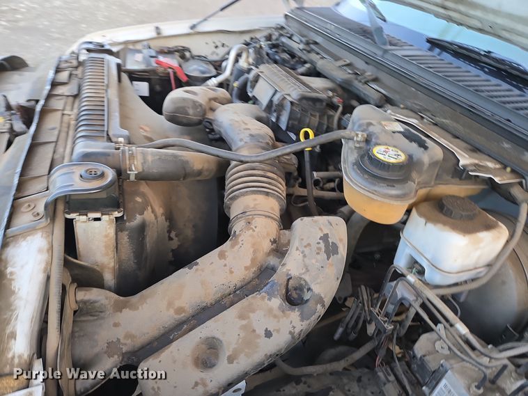 image for item YA0274 2005 Ford F250 Super Duty XL pickup truck