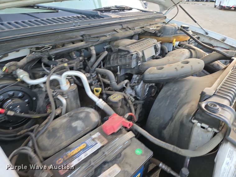 image for item YA0274 2005 Ford F250 Super Duty XL pickup truck