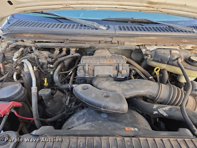 image for item YA0276 2006 Ford F250 Super Duty XL pickup truck