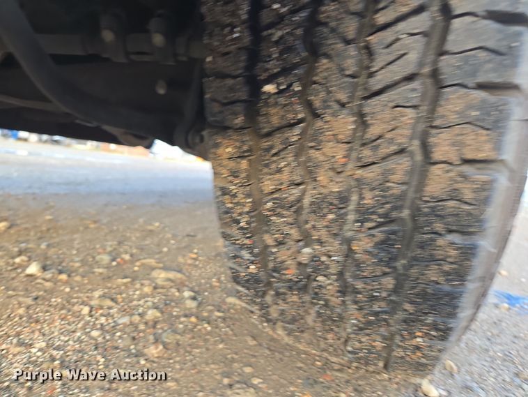 image for item YA0276 2006 Ford F250 Super Duty XL pickup truck