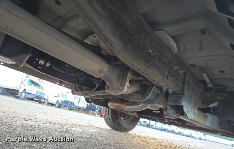 image for item YA0276 2006 Ford F250 Super Duty XL pickup truck