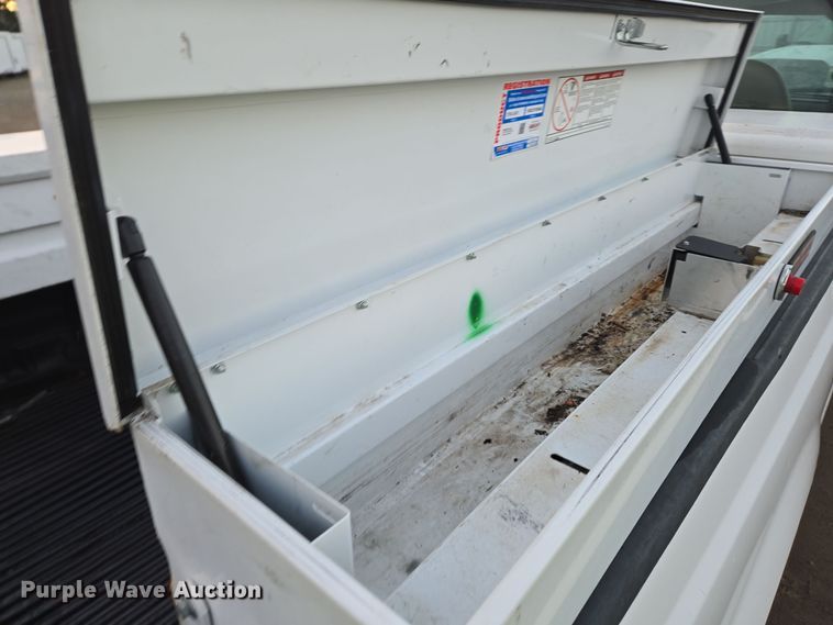 image for item YA0278 2006 Ford F250 Super Duty XL pickup truck