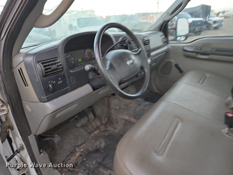 image for item YA0278 2006 Ford F250 Super Duty XL pickup truck