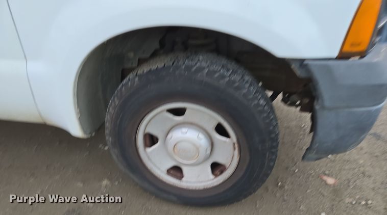 image for item YA0278 2006 Ford F250 Super Duty XL pickup truck