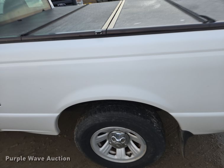 image for item YA0281 2002 Ford Ranger SuperCab pickup truck