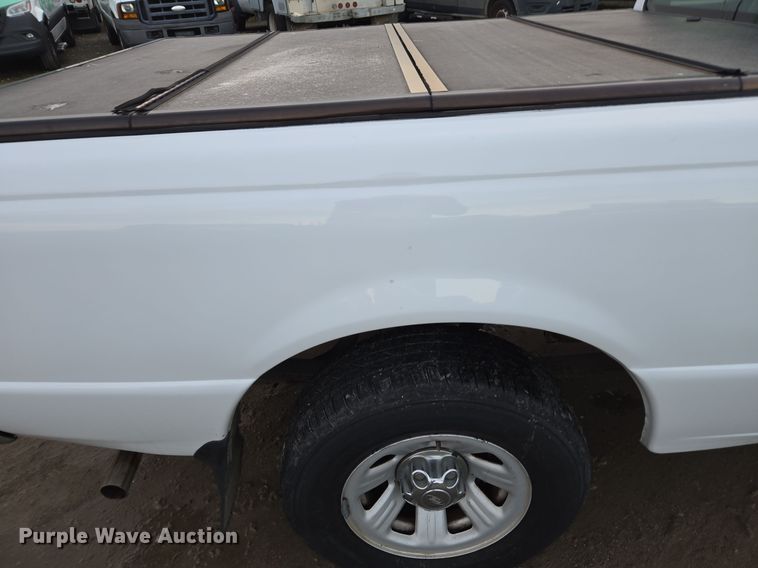 image for item YA0281 2002 Ford Ranger SuperCab pickup truck