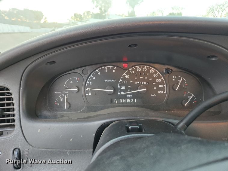 image for item YA0281 2002 Ford Ranger SuperCab pickup truck