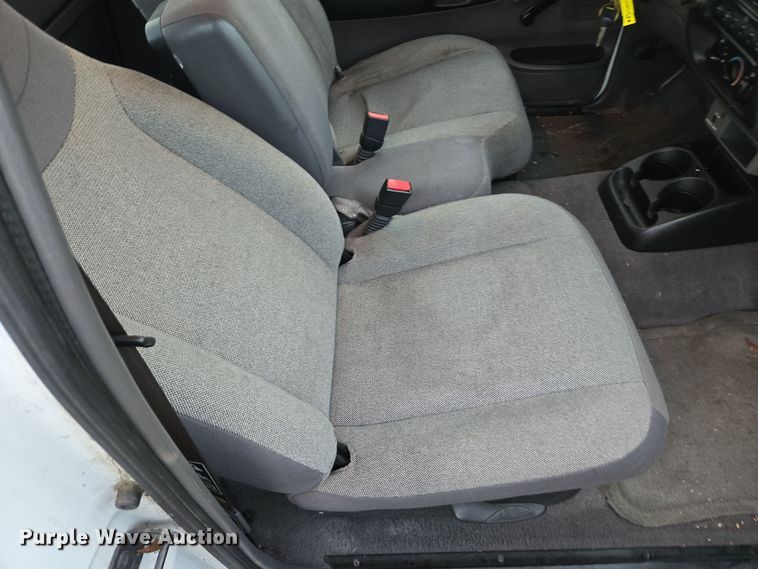 image for item YA0281 2002 Ford Ranger SuperCab pickup truck