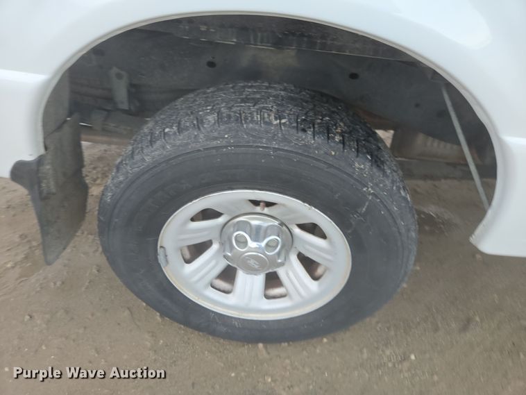 image for item YA0281 2002 Ford Ranger SuperCab pickup truck