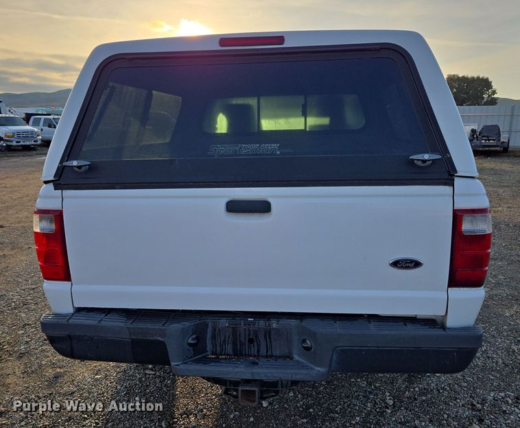 image for item YA0282 2004 Ford Ranger SuperCab pickup truck