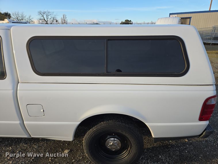 image for item YA0282 2004 Ford Ranger SuperCab pickup truck