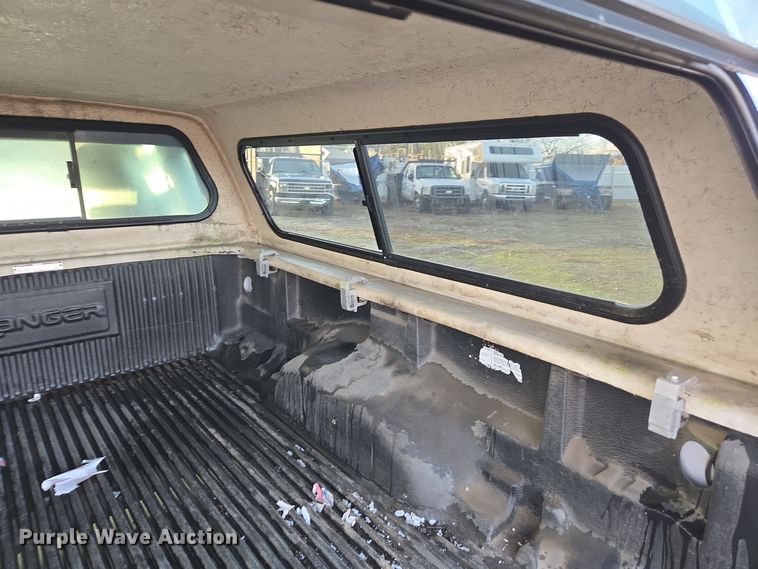 image for item YA0282 2004 Ford Ranger SuperCab pickup truck