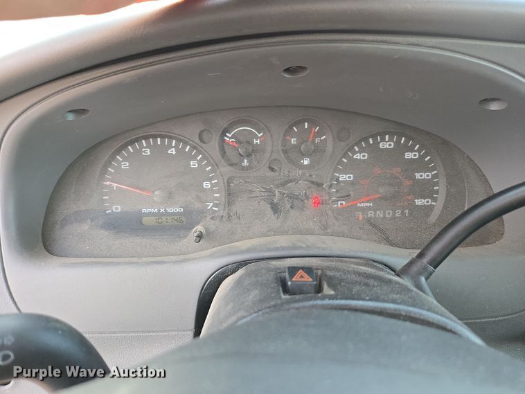 image for item YA0282 2004 Ford Ranger SuperCab pickup truck