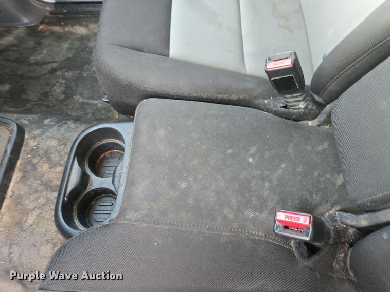 image for item YA0282 2004 Ford Ranger SuperCab pickup truck