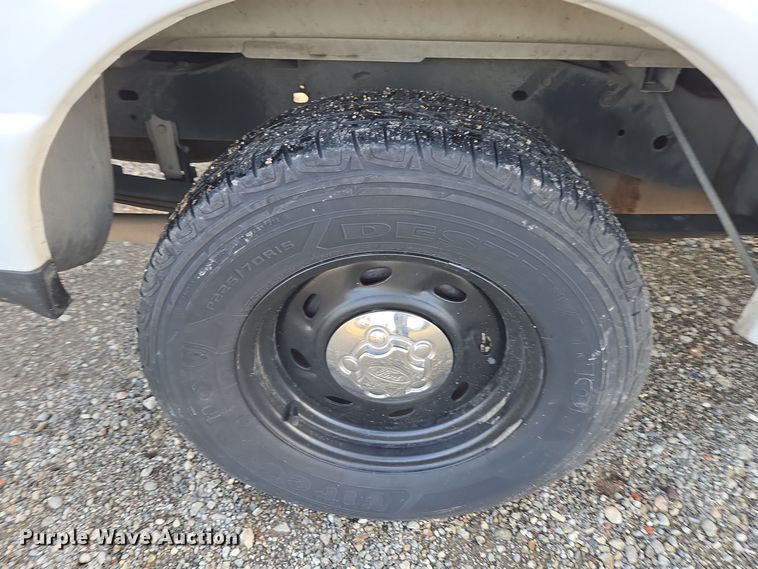 image for item YA0282 2004 Ford Ranger SuperCab pickup truck