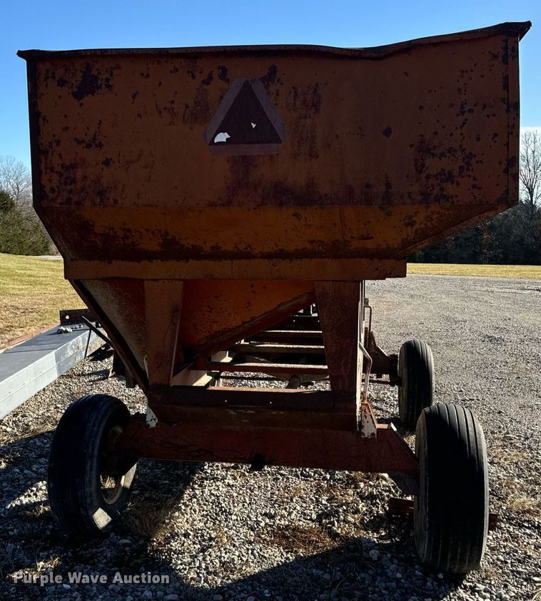 image for item EH7409 Gravity wagon