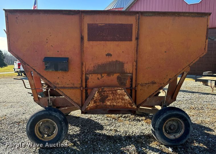 image for item EH7409 Gravity wagon