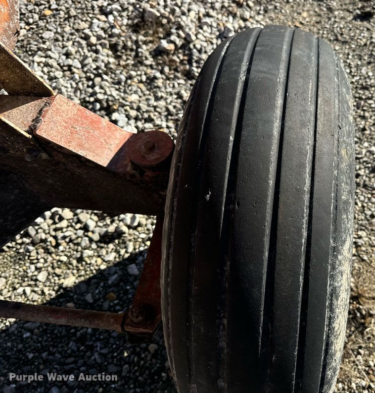 image for item EH7409 Gravity wagon