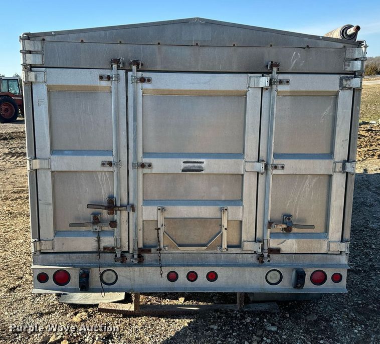 image for item EH7432 Kann end dump trailer bed