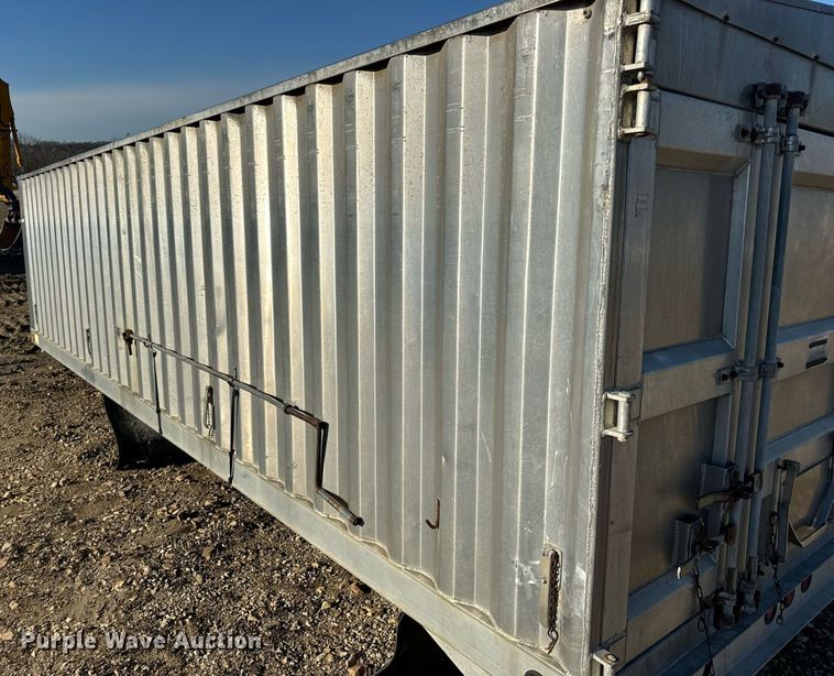 image for item EH7432 Kann end dump trailer bed