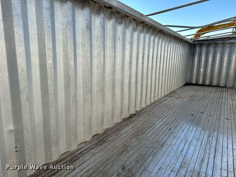 image for item EH7432 Kann end dump trailer bed