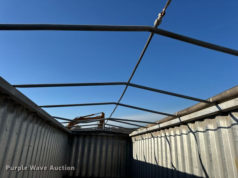 image for item EH7432 Kann end dump trailer bed