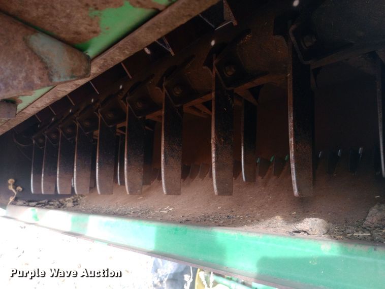 image for item EN8624 1990 John Deere 9500 combine