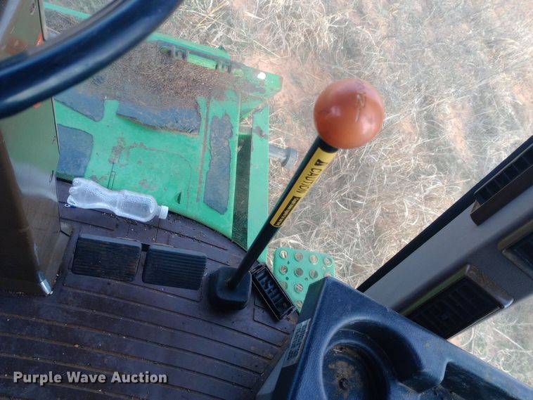 image for item EN8624 1990 John Deere 9500 combine