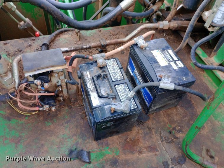 image for item EN8624 1990 John Deere 9500 combine