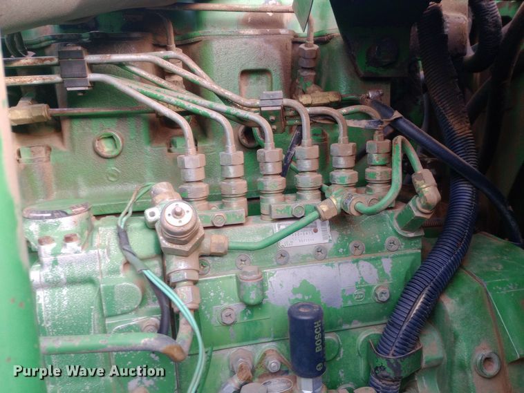 image for item EN8624 1990 John Deere 9500 combine