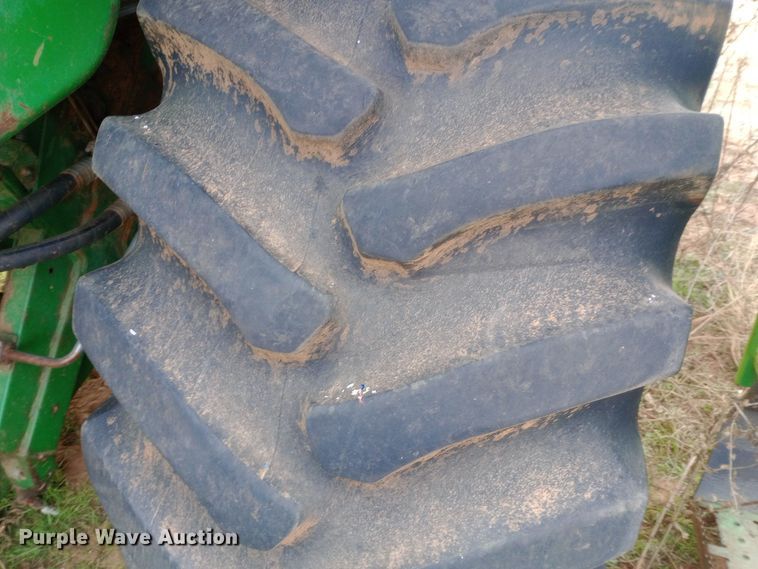 image for item EN8624 1990 John Deere 9500 combine