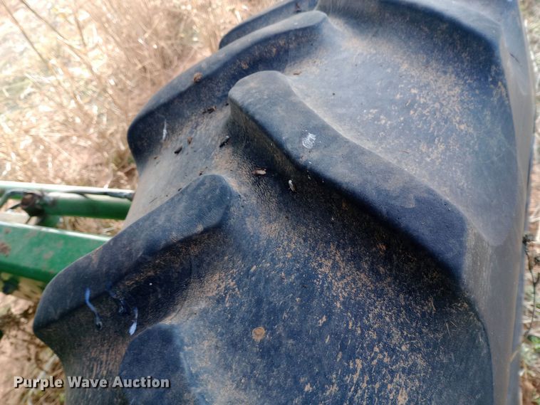 image for item EN8624 1990 John Deere 9500 combine