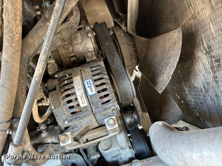 image for item ER8373 2015 International 7400 feed mixer truck