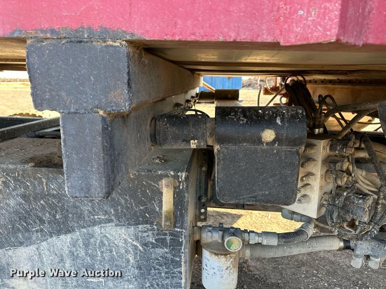 image for item ER8374 2013 Freightliner 114SD feed mixer truck 