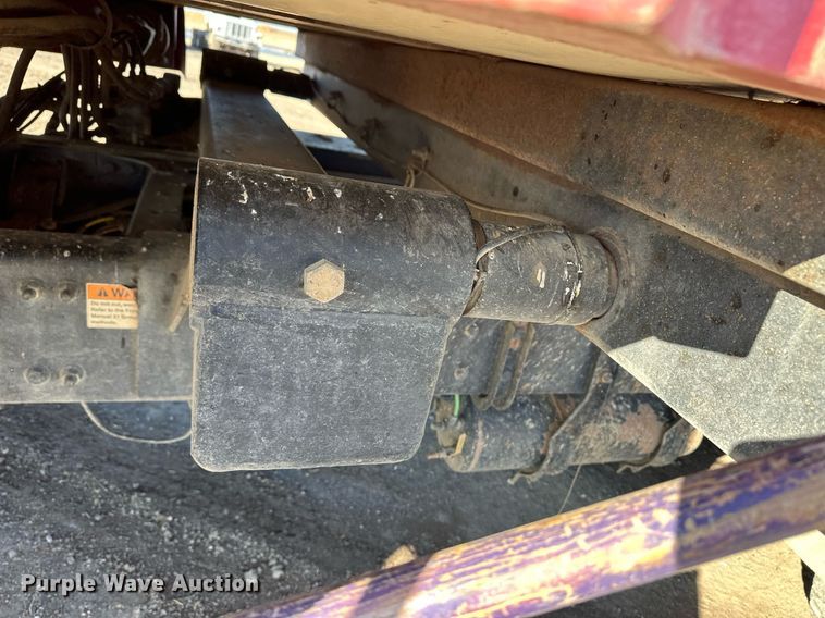 image for item ER8374 2013 Freightliner 114SD feed mixer truck 