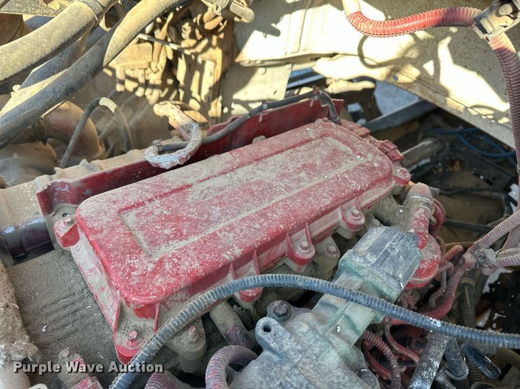 image for item ER8374 2013 Freightliner 114SD feed mixer truck 