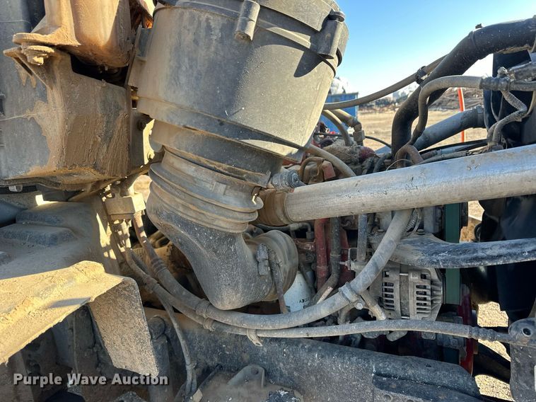 image for item ER8374 2013 Freightliner 114SD feed mixer truck 