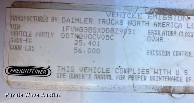 image for item ER8374 2013 Freightliner 114SD feed mixer truck 