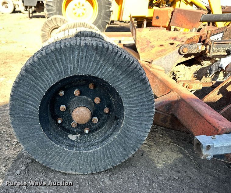 image for item ER8379 Rhino batwing rotary mower