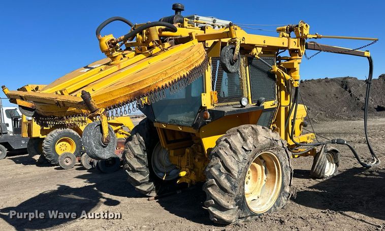 image for item ER8380 Tractor