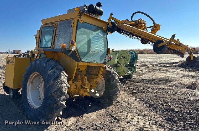 image for item ER8380 Tractor