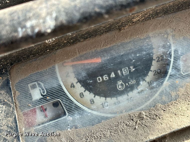 image for item ER8380 Tractor