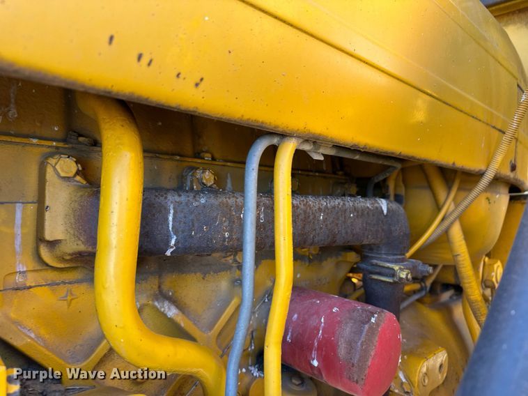 image for item ER8380 Tractor