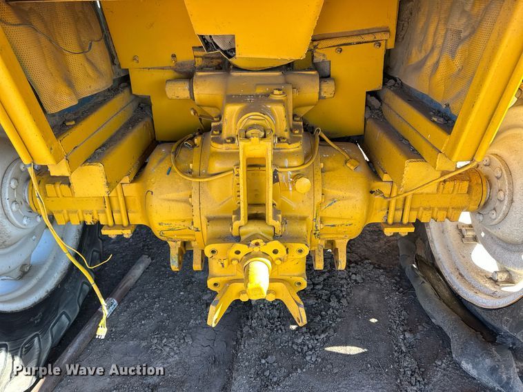 image for item ER8380 Tractor