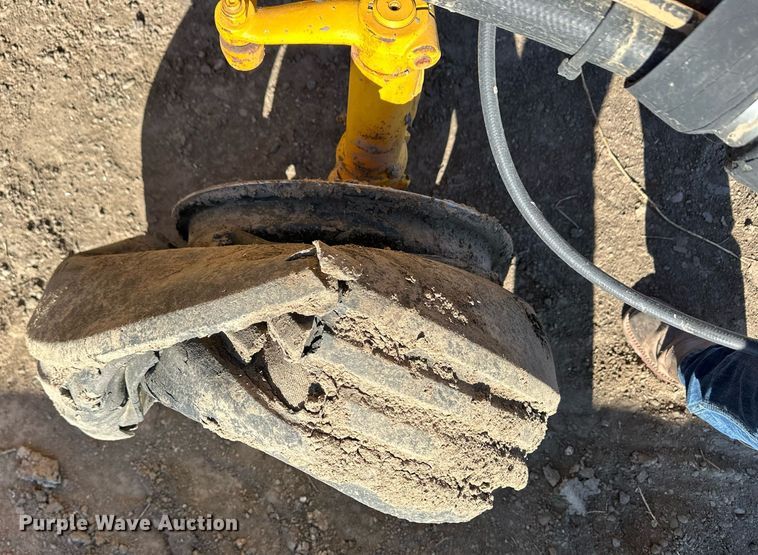 image for item ER8380 Tractor