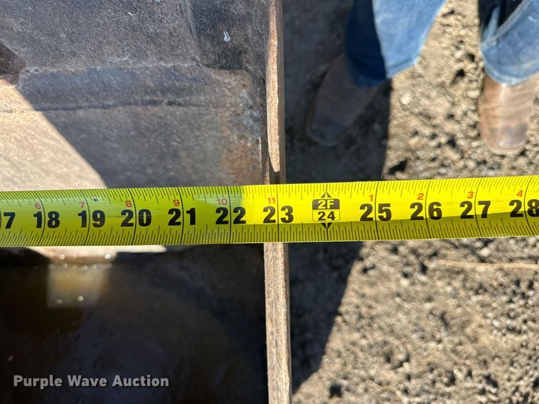 image for item ER8382 John Deere backhoe attachment