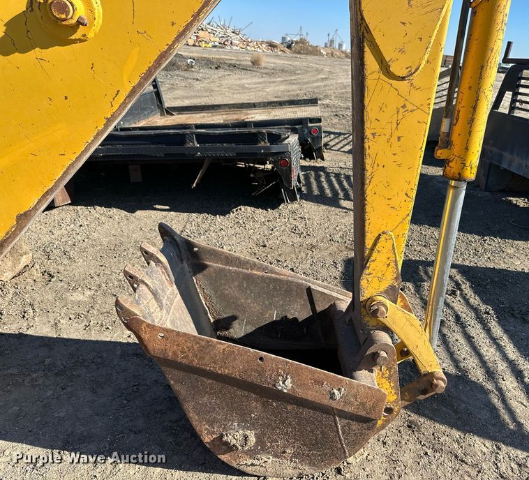 image for item ER8382 John Deere backhoe attachment